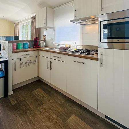 2 Bedroom Beautiful In Bredene