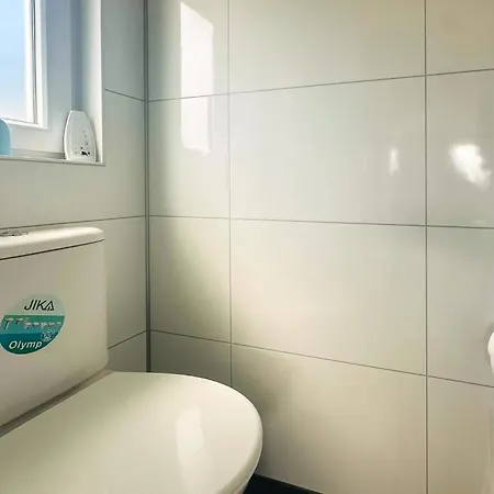 2 Bedroom Beautiful In *