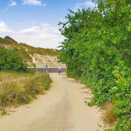 2 Bedroom Beautiful In Dom wakacyjny *