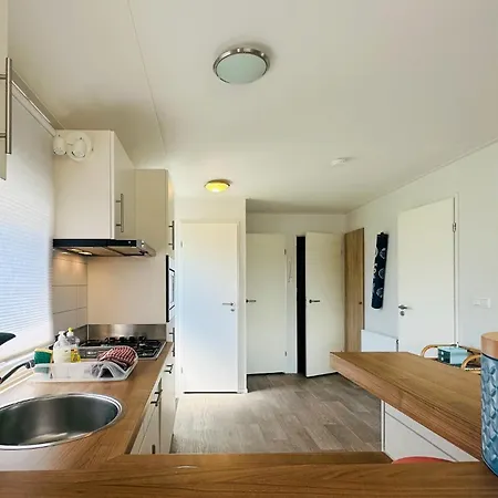 2 Bedroom Beautiful In *