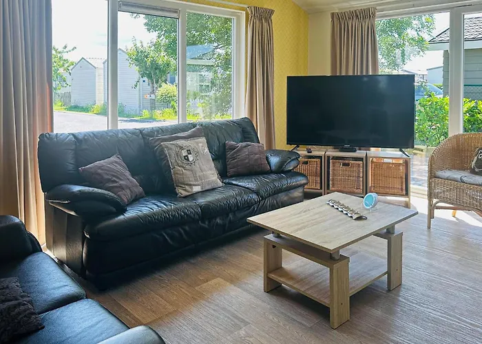 2 Bedroom Beautiful In Bredene